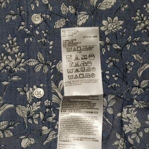 GAP Tops - Gap floral button down shirt GAP Tops - Gap floral button down shirt